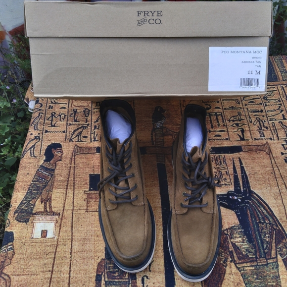 Frye Montana MocToe New In Box! - Picture 6 of 10
